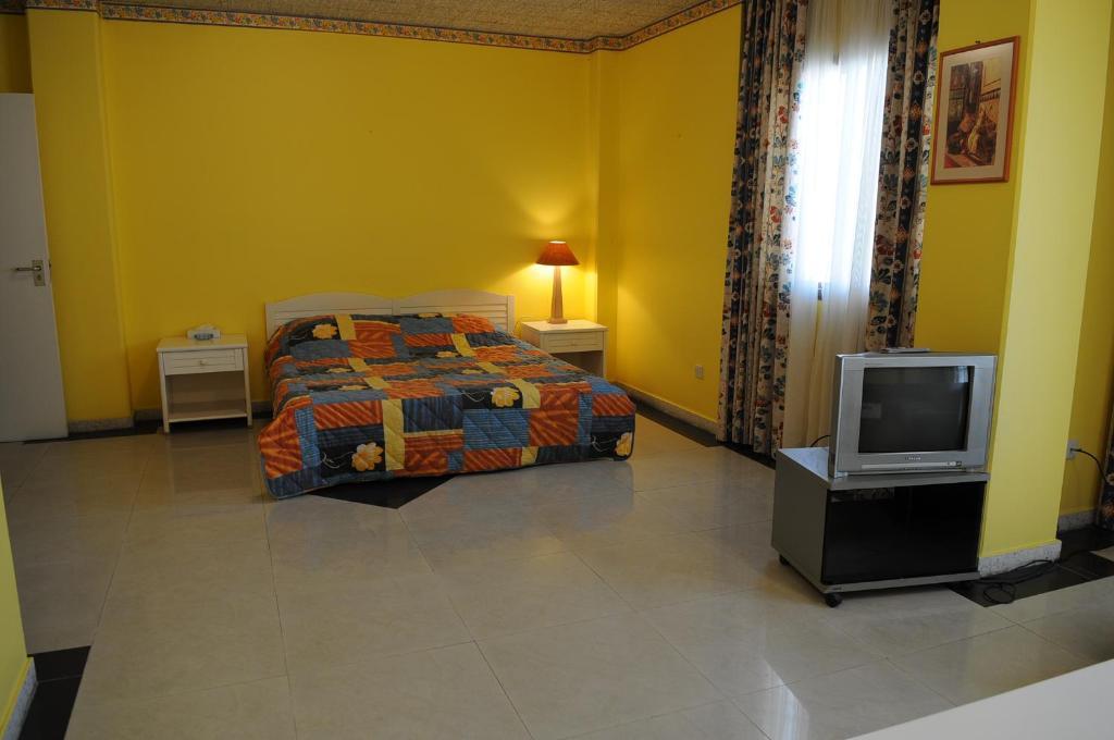 Mishal Hotel Manama Exterior photo