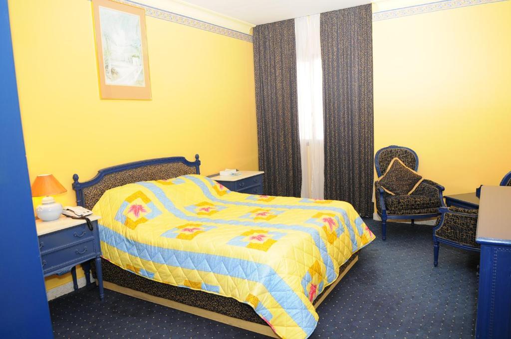 Mishal Hotel Manama Exterior photo