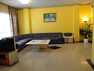 Mishal Hotel Manama Exterior photo