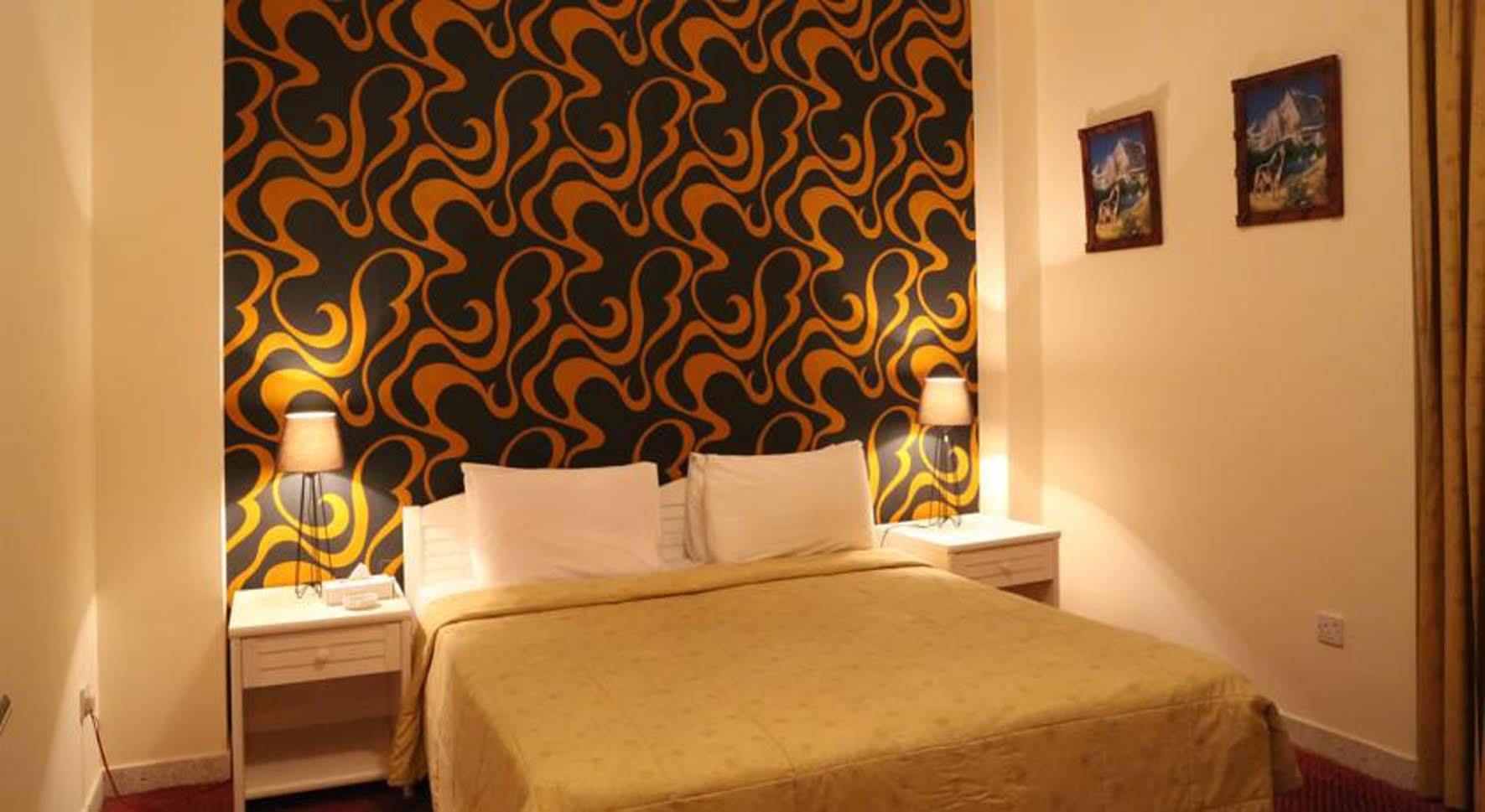 Mishal Hotel Manama Exterior photo